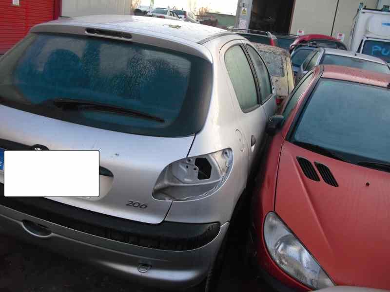 peugeot 206 berlina del año 2003
