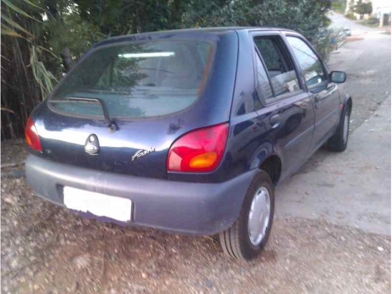 ford fiesta berlina (dx) del año 1999