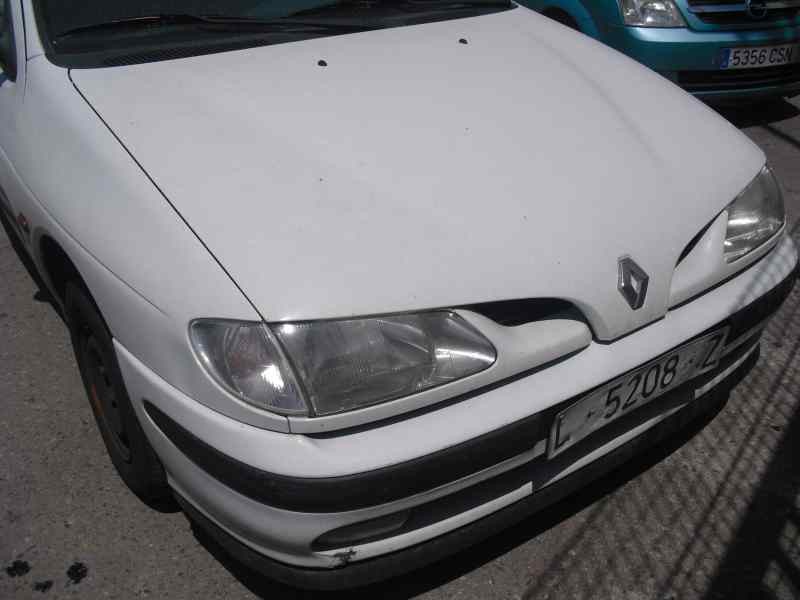 renault megane i berlina hatchback (ba0) del año 1996