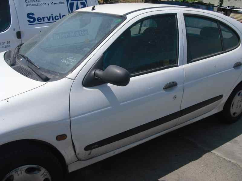 renault megane i berlina hatchback (ba0) del año 1996