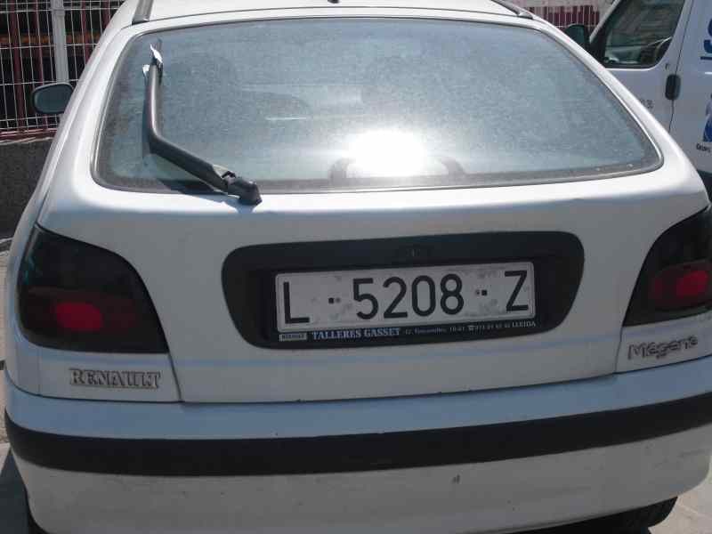 renault megane i berlina hatchback (ba0) del año 1996