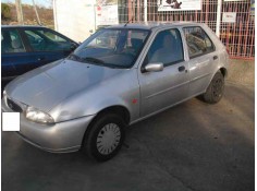 ford fiesta berlina del año 1995