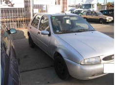 ford fiesta berlina del año 1995 2