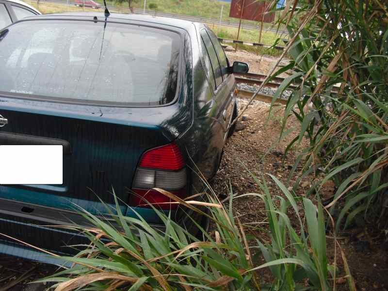 nissan primera berl./familiar (p10/w10) del año 1990