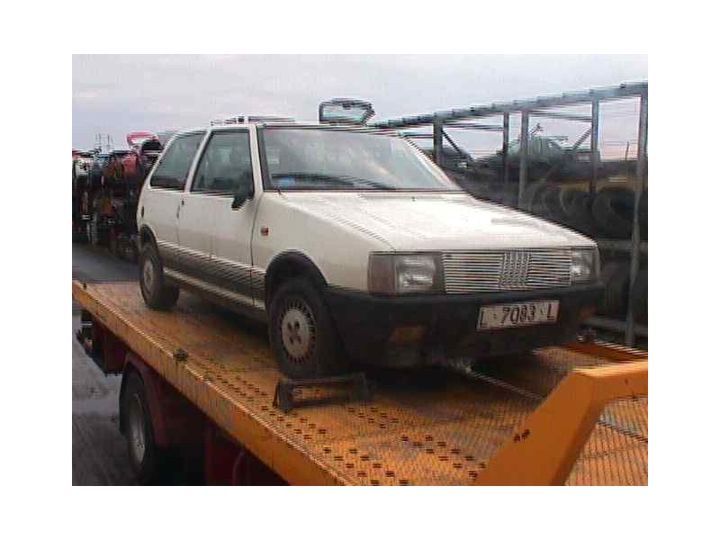 fiat uno (146) del año 1983