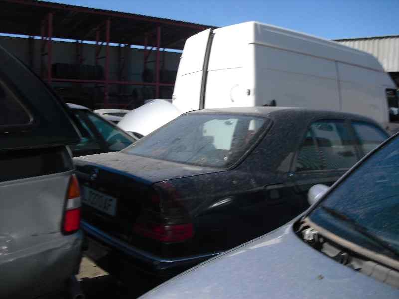 mercedes-benz clase c (w202) berlina del año 1993