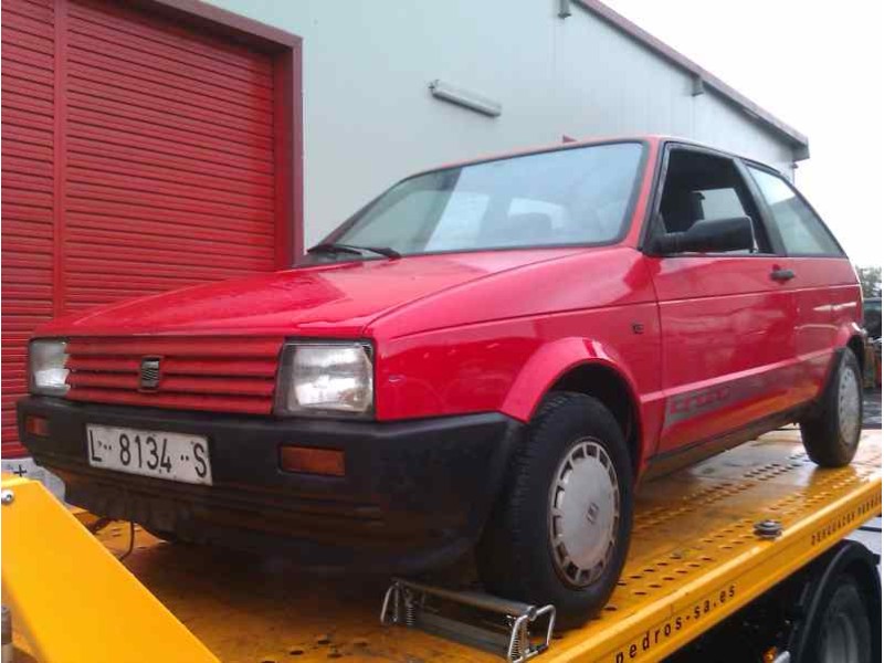 seat ibiza del año 1988