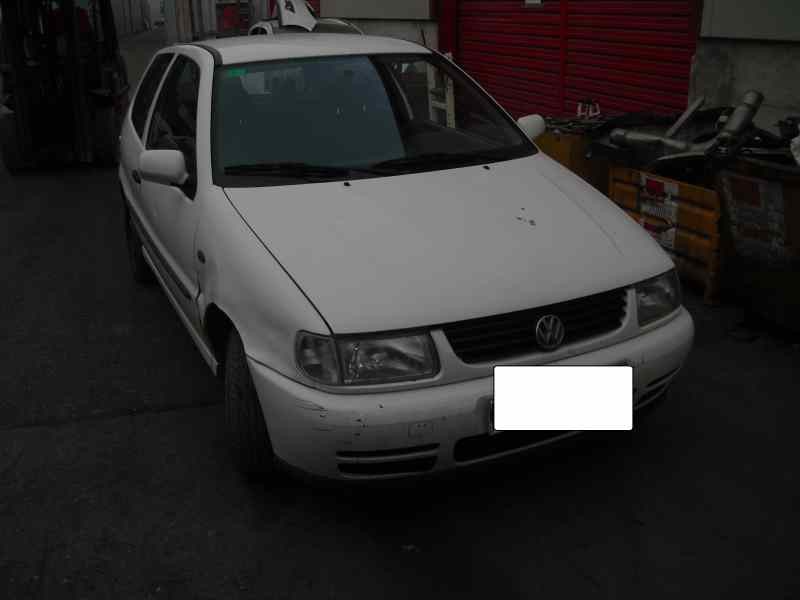 volkswagen polo berlina (6n1) del año 1994
