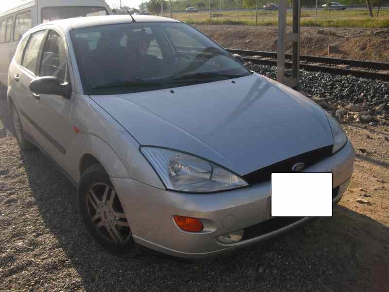 ford focus berlina (cak) del año 1998