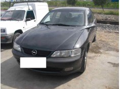 opel vectra b berlina del año 1995