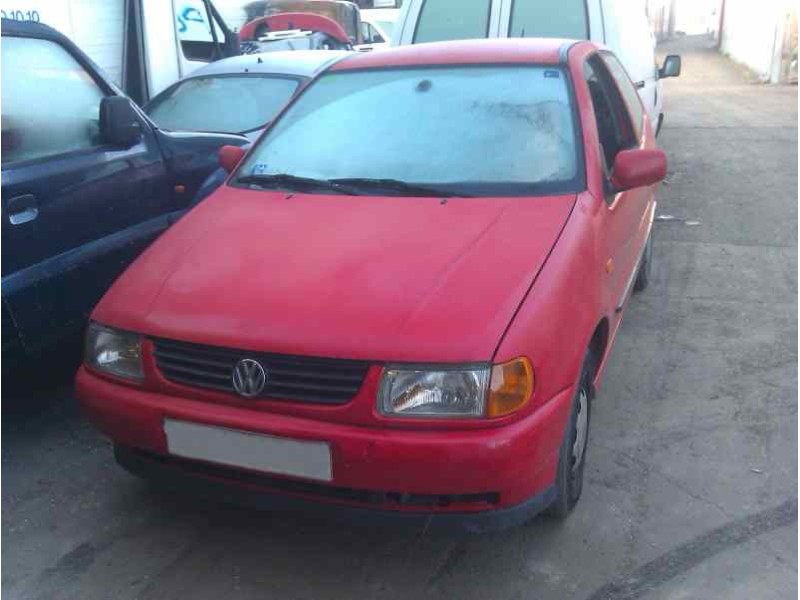 volkswagen polo berlina (6n1) del año 1996