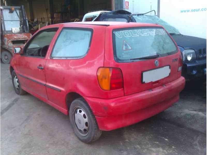 volkswagen polo berlina (6n1) del año 1996