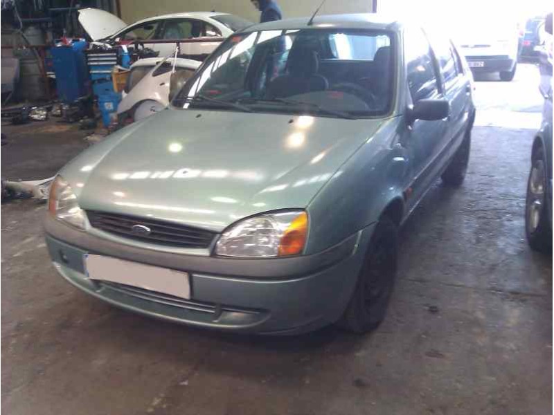 ford fiesta berlina (dx) del año 1999