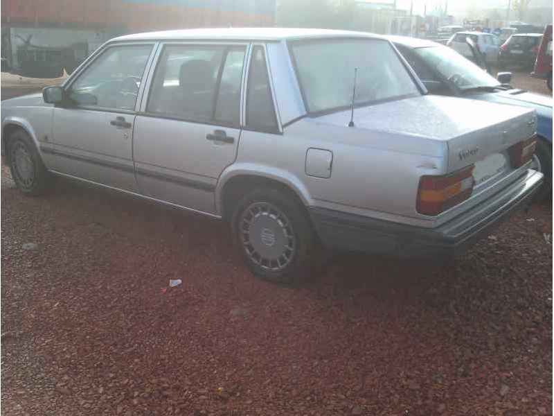 volvo serie 740 berlina/familiar del año 1984