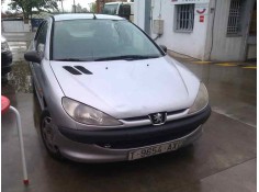 PEUGEOT 206 BERLINA