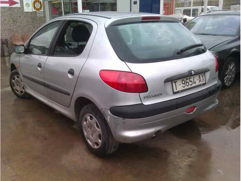 peugeot 206 berlina del año 1998