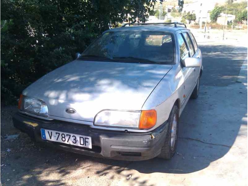 ford sierra berlina del año 1987
