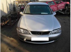 opel vectra b berlina del año 1995