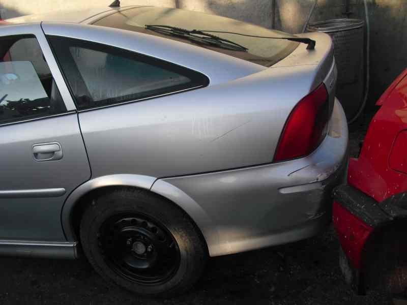 opel vectra b berlina del año 1995