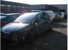 citroën c4 berlina del año 2004