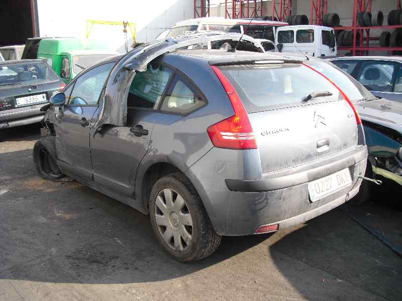 citroën c4 berlina del año 2004