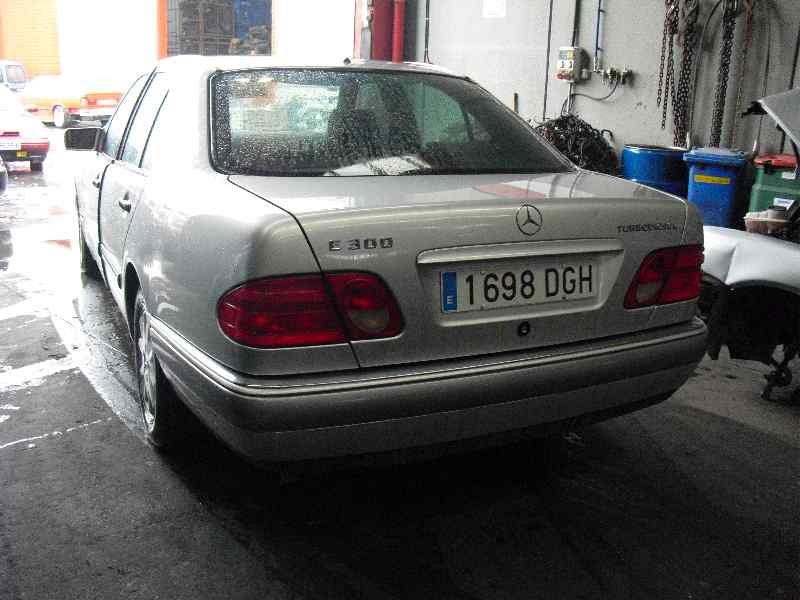 mercedes-benz clase e (w210) berlina diesel del año 1995