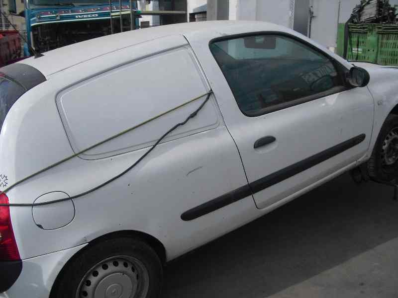 renault clio ii fase ii (b/cb0) del año 2001