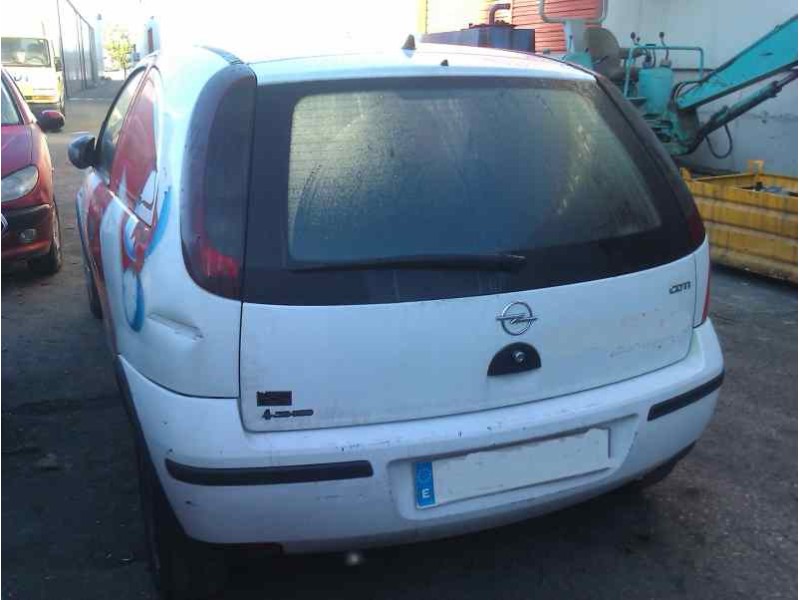 opel corsa c del año 2003