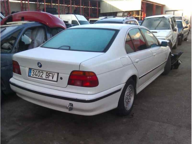 bmw serie 5 berlina (e39) del año 1995