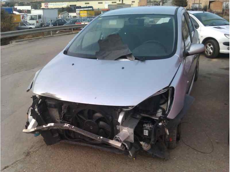 peugeot 307 berlina (s2) del año 2005