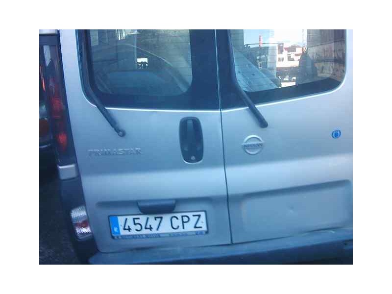 nissan primastar (x83) del año 2002