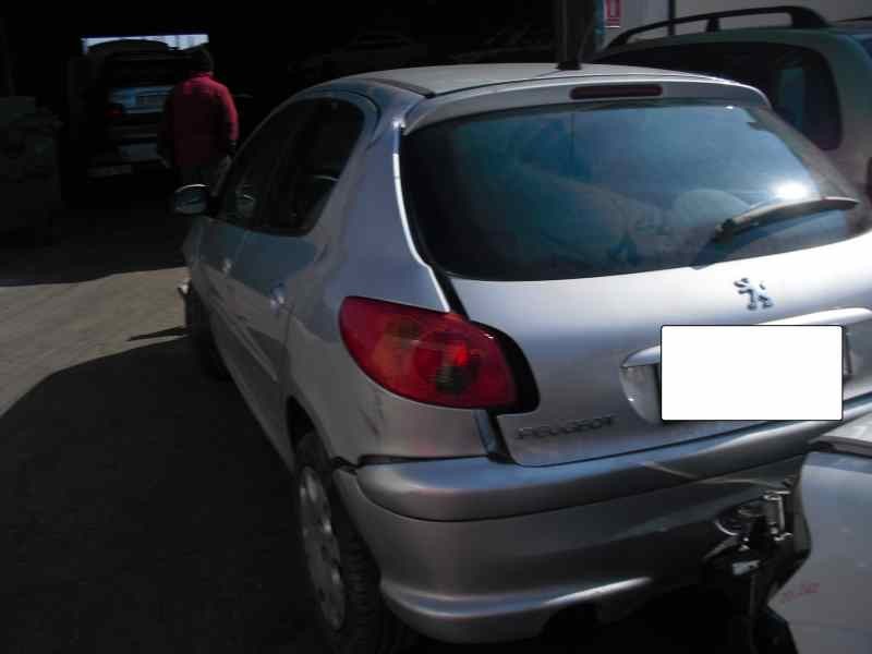 peugeot 206 berlina del año 1998