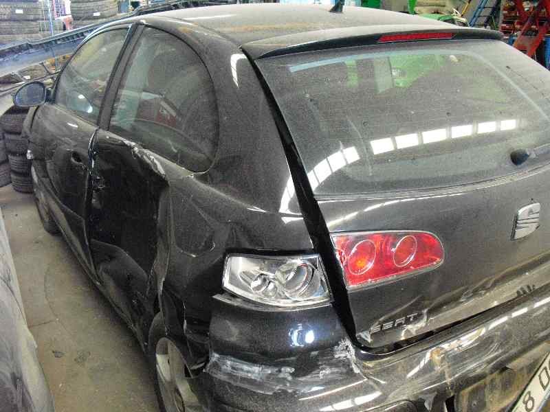 seat ibiza (6l1) del año 2002