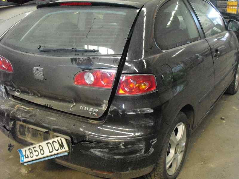 seat ibiza (6l1) del año 2002