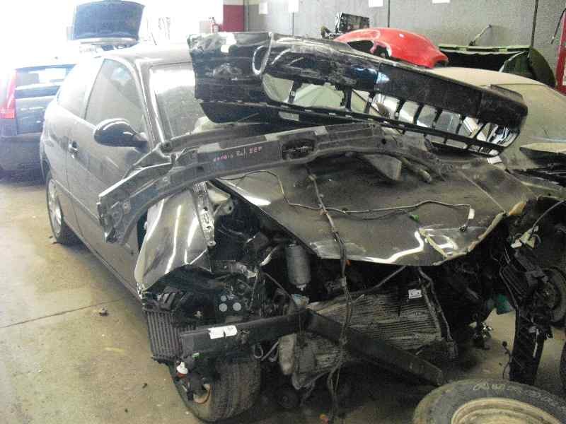 seat ibiza (6l1) del año 2002