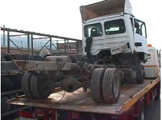 nissan atleon del año 0 2