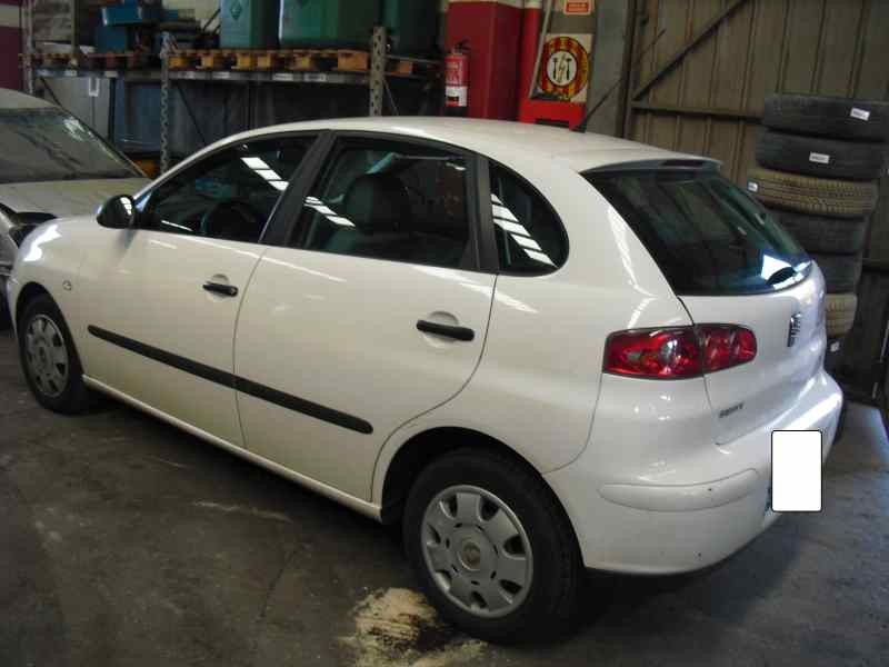 seat ibiza (6l1) del año 2002