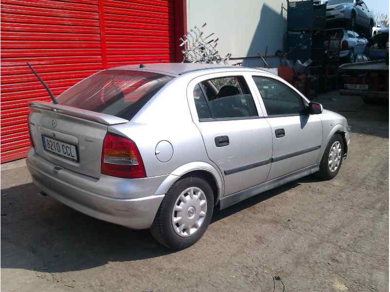 opel astra g berlina del año 1998