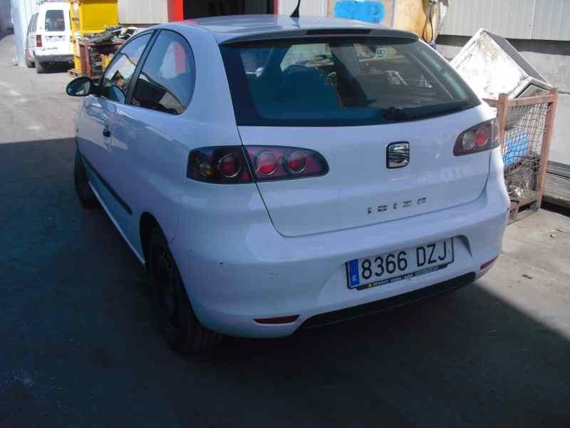 seat ibiza (6l1) del año 2002