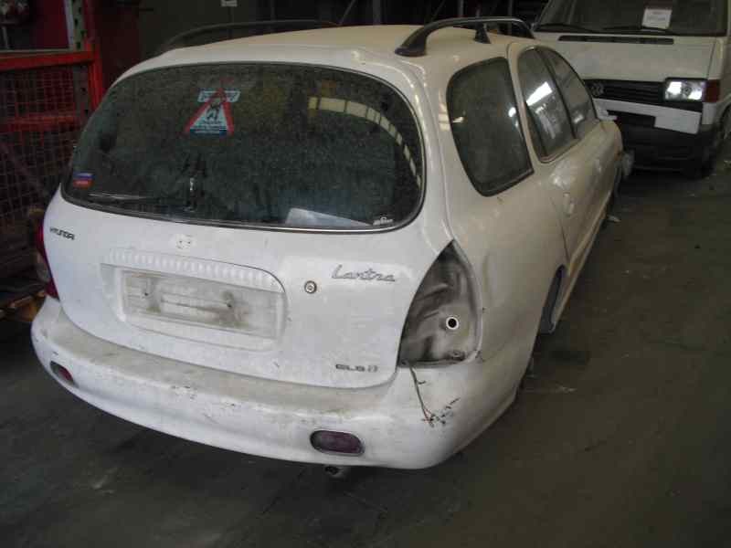 hyundai lantra berlina (rd) del año 1998