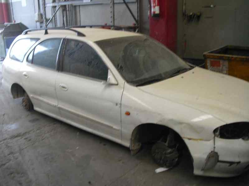 hyundai lantra berlina (rd) del año 1998