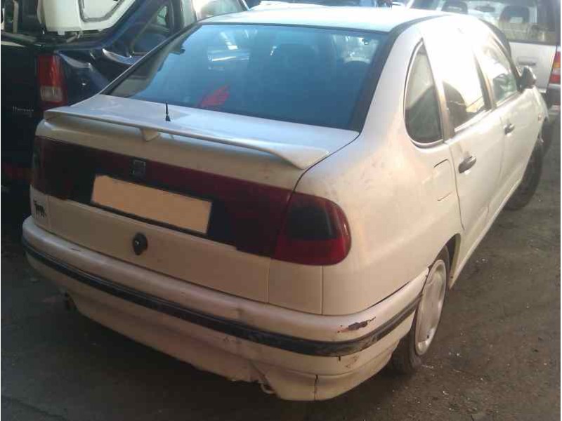 seat cordoba berlina (6k2) del año 1993