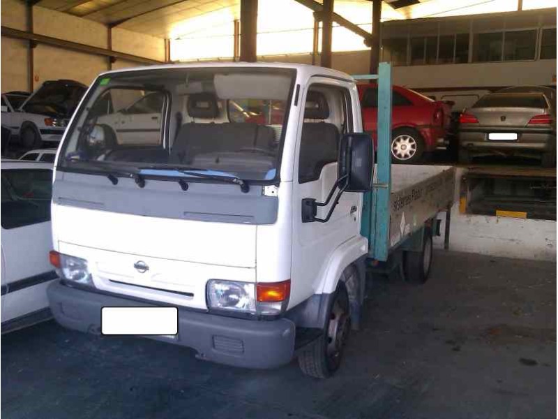 nissan cabstar e del año 2000