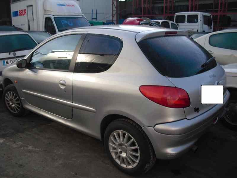 peugeot 206 berlina del año 1998