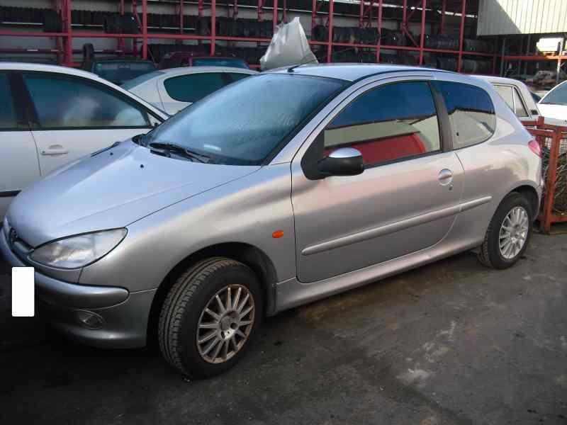 peugeot 206 berlina del año 1998