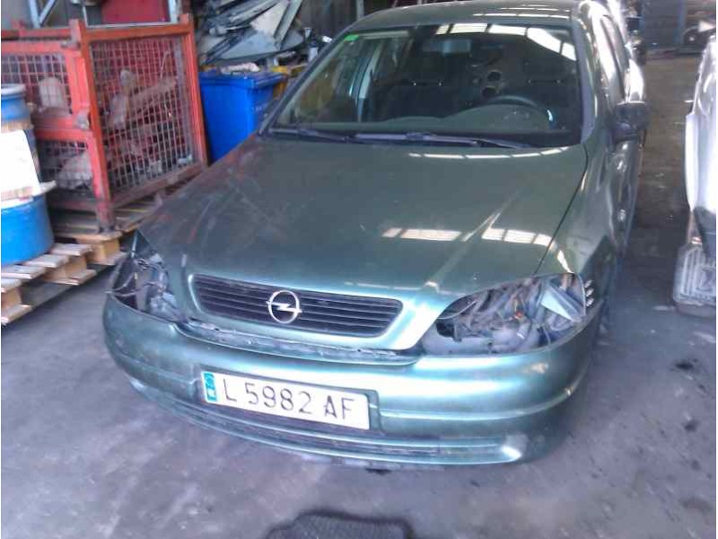 opel astra g berlina del año 1998