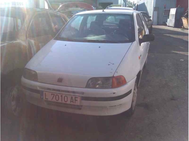 fiat punto berlina (176) del año 1997
