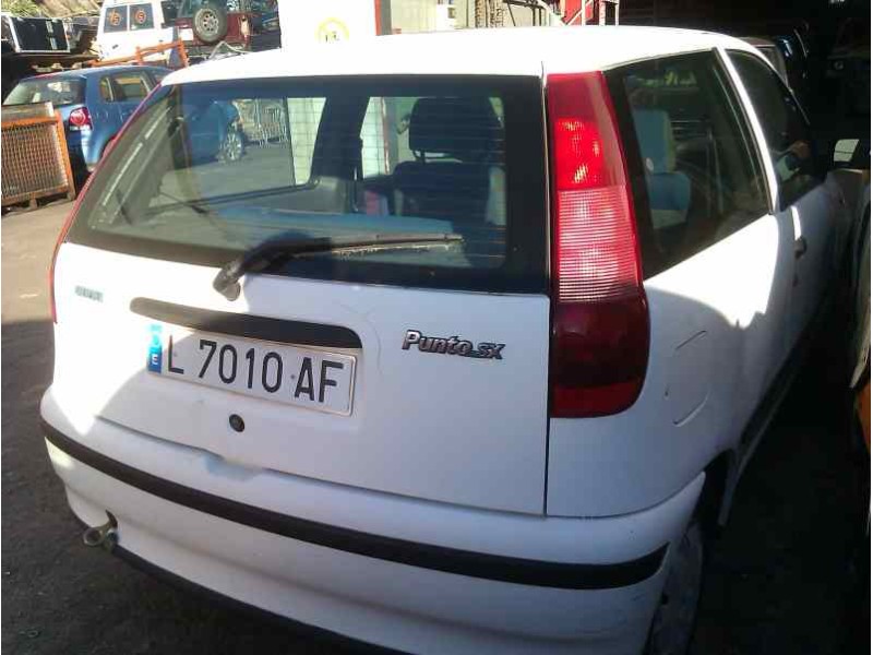 fiat punto berlina (176) del año 1997