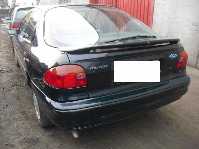 ford mondeo berlina/familiar (fd) del año 1993