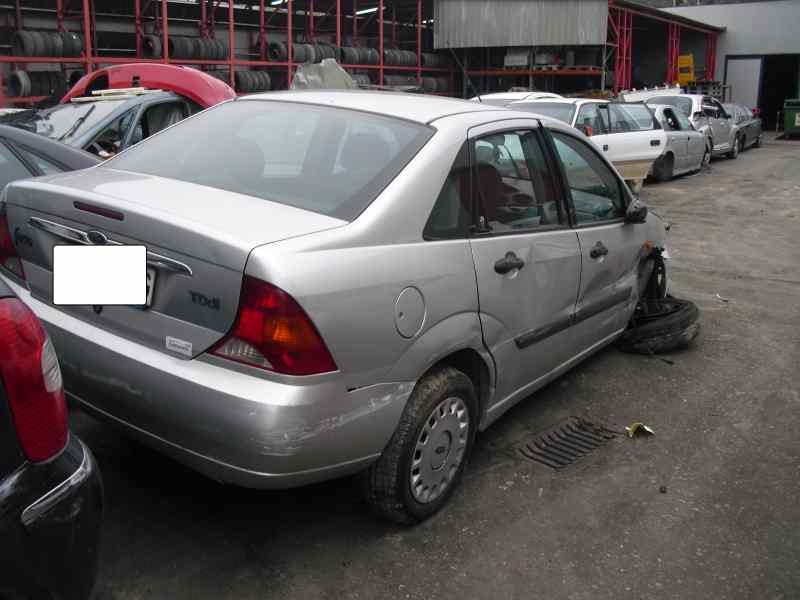 ford focus berlina (cak) del año 1998